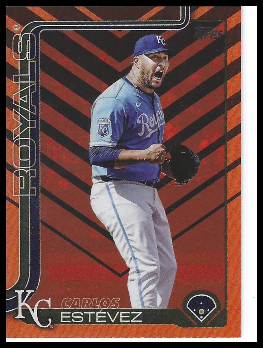 2025 Topps Update #US237 Carlos Estévez Holiday