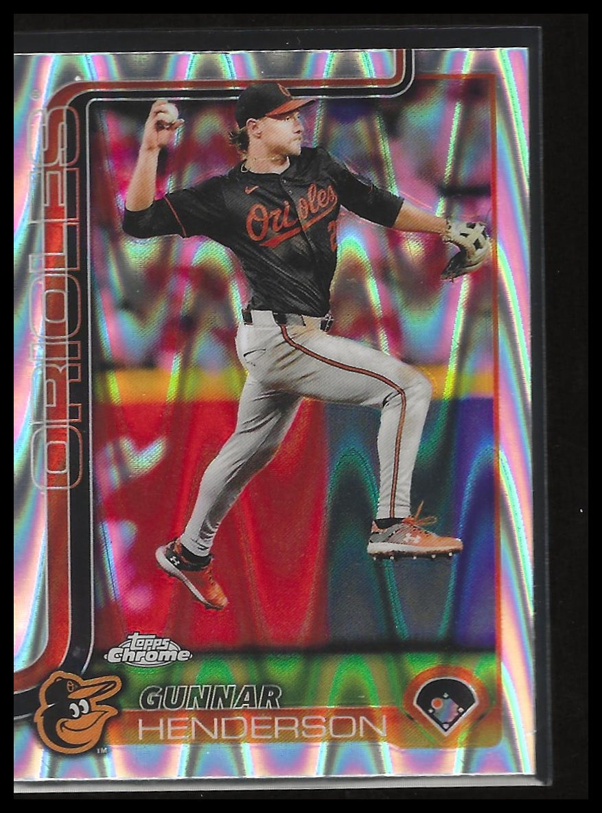 2025 Topps Chrome #213 Gunnar Henderson Raywave Refractors