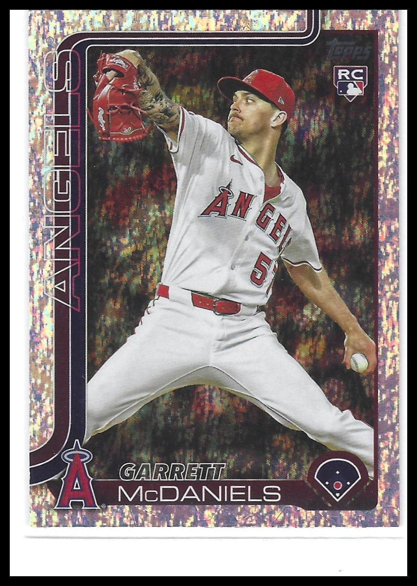 2025 Topps Update #US17 Garrett McDaniels Holo Foil
