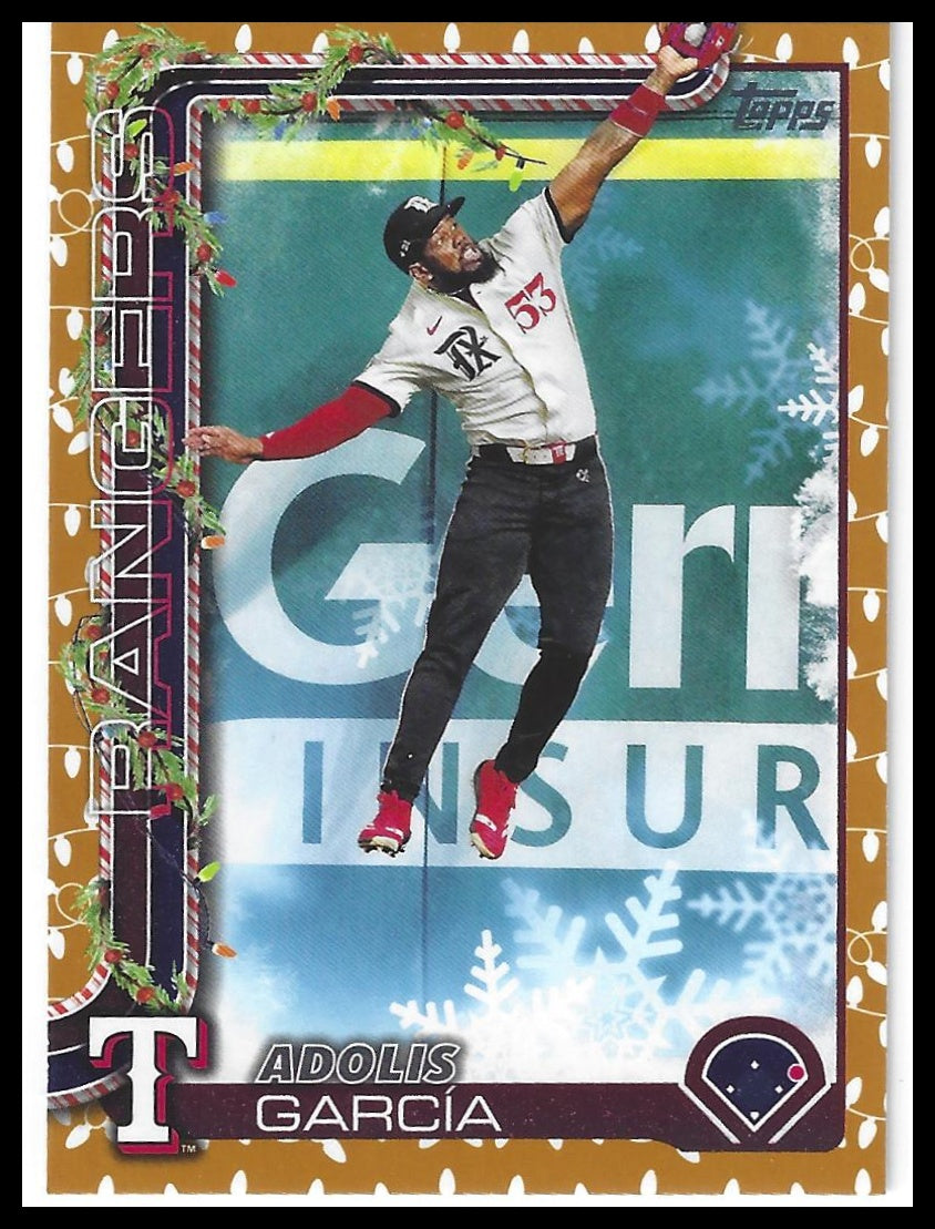 2025 Topps Holiday #H61 Adolis García Gold Holiday Lights