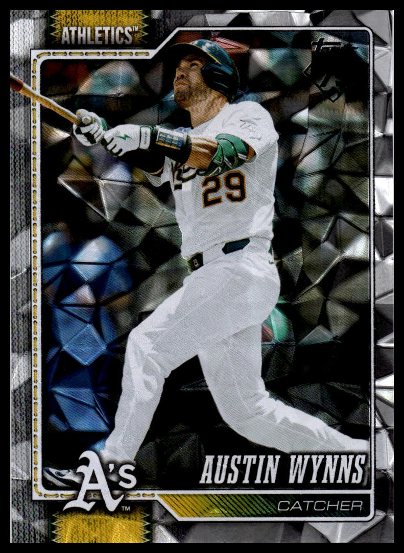 2026 Topps #590 Austin Wynns Diamante Foil